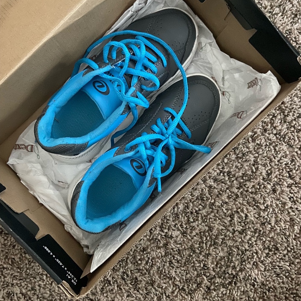 Boys bowling shoes